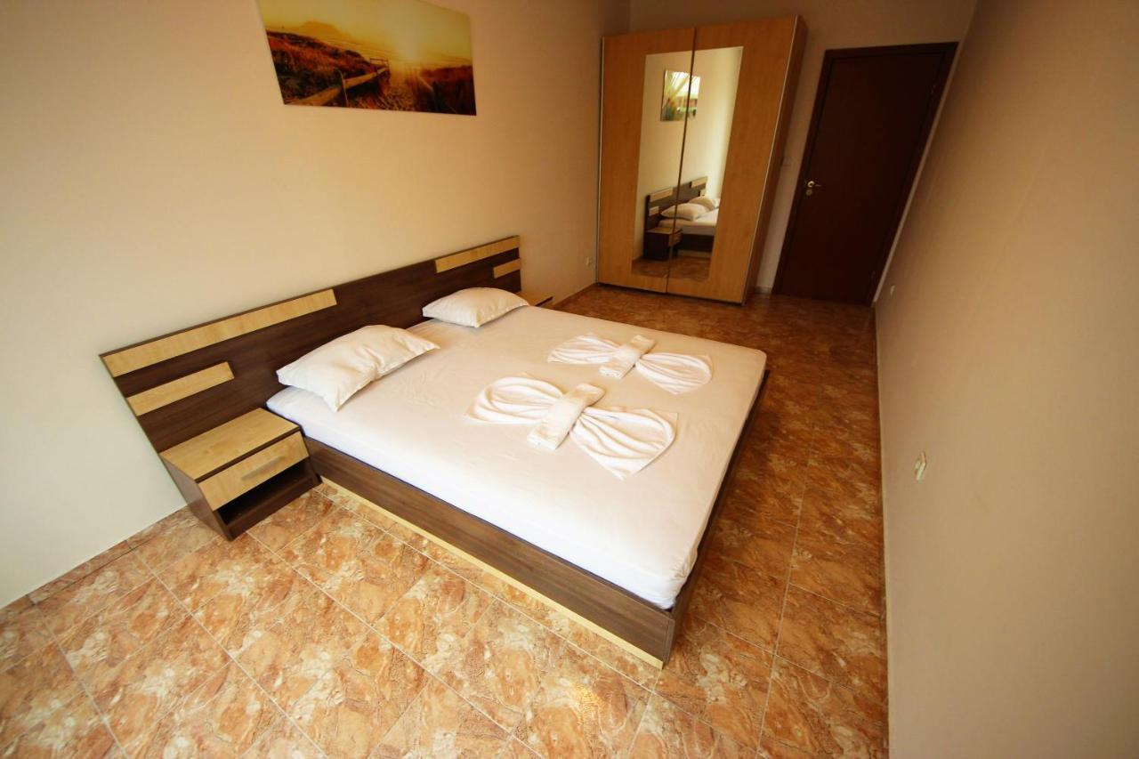 Sunny Day 1 - Menada Apartments Sunny Beach Ngoại thất bức ảnh