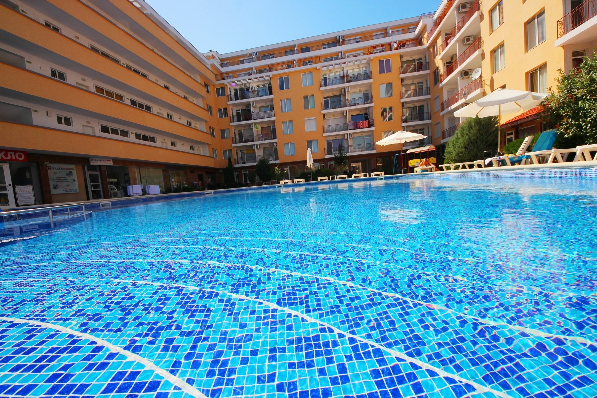 Sunny Day 1 - Menada Apartments Sunny Beach Ngoại thất bức ảnh