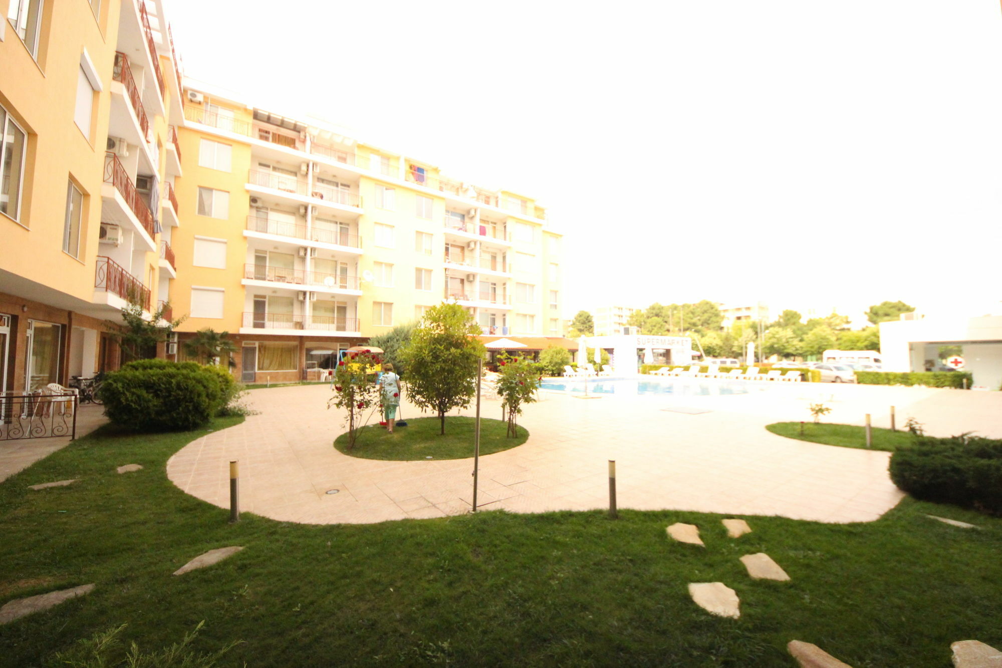 Sunny Day 1 - Menada Apartments Sunny Beach Ngoại thất bức ảnh
